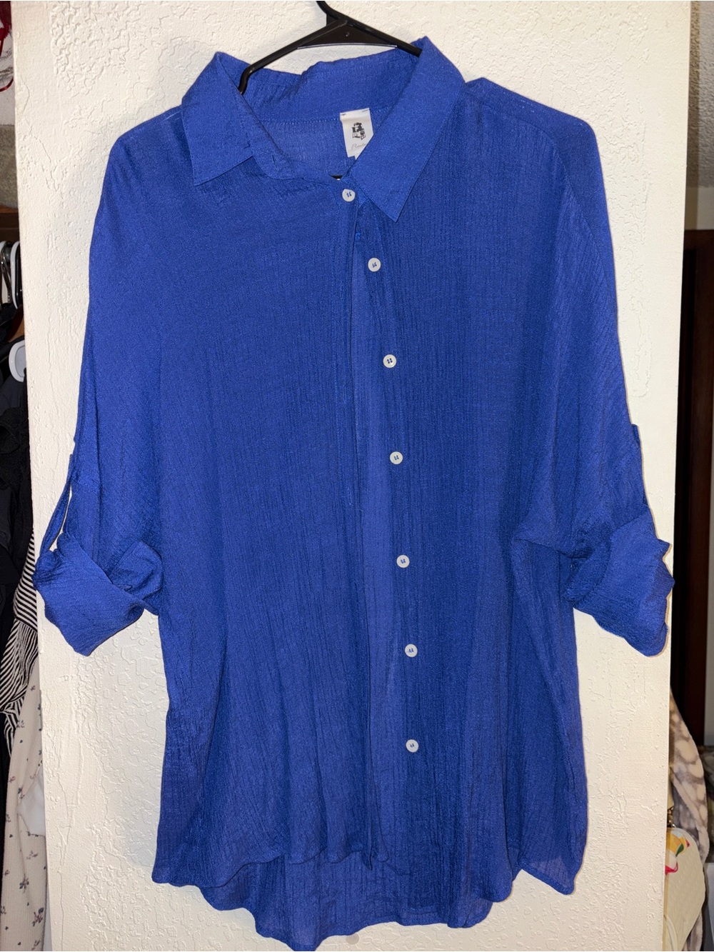 LAWLESS Women’s Button-Up Shirt in Royal Blue